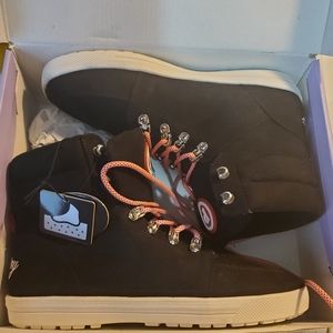 Pastry lightweight black boots size 8.5 shoe